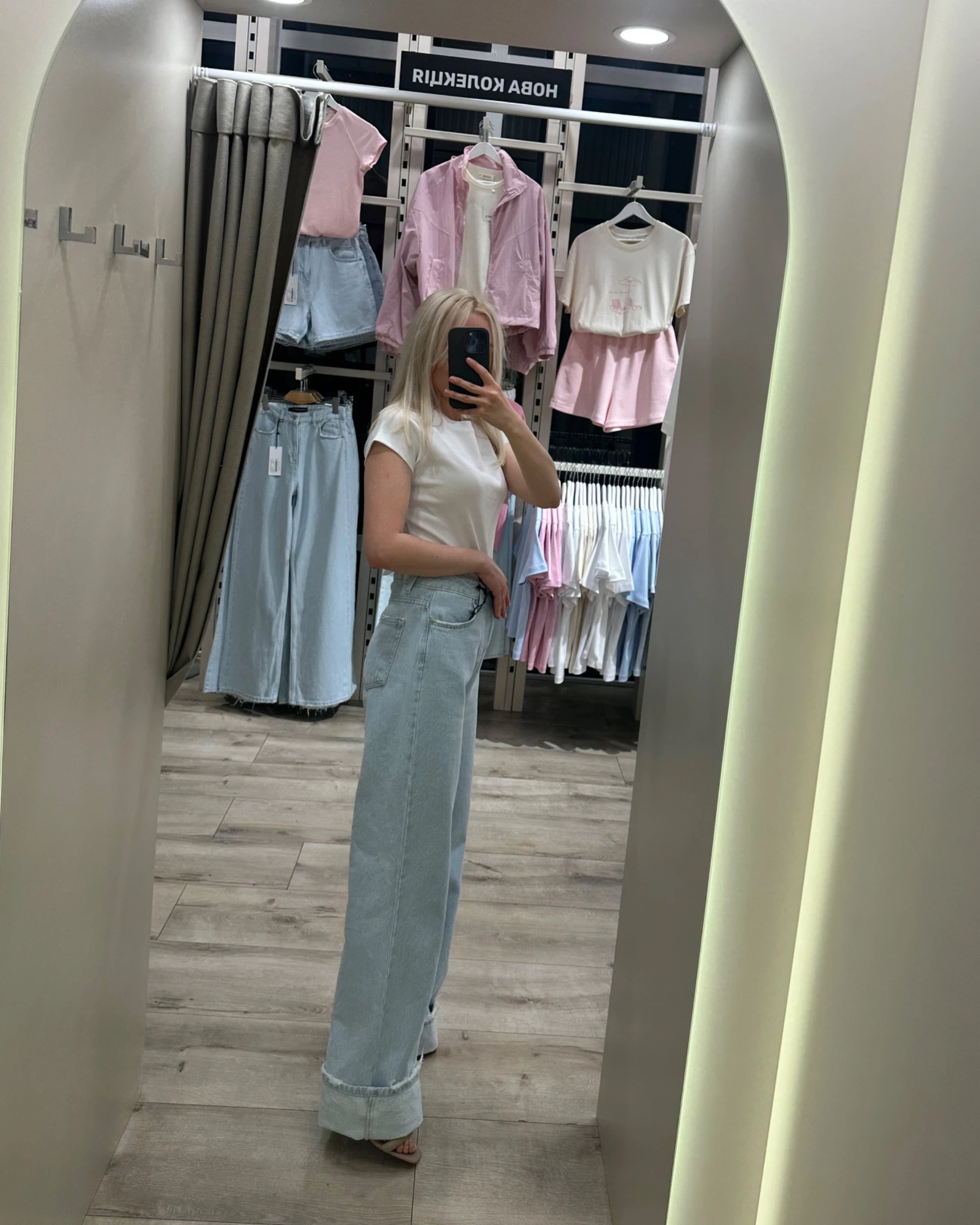 Джинси wide leg  в блакитному кольорі - зображення 3