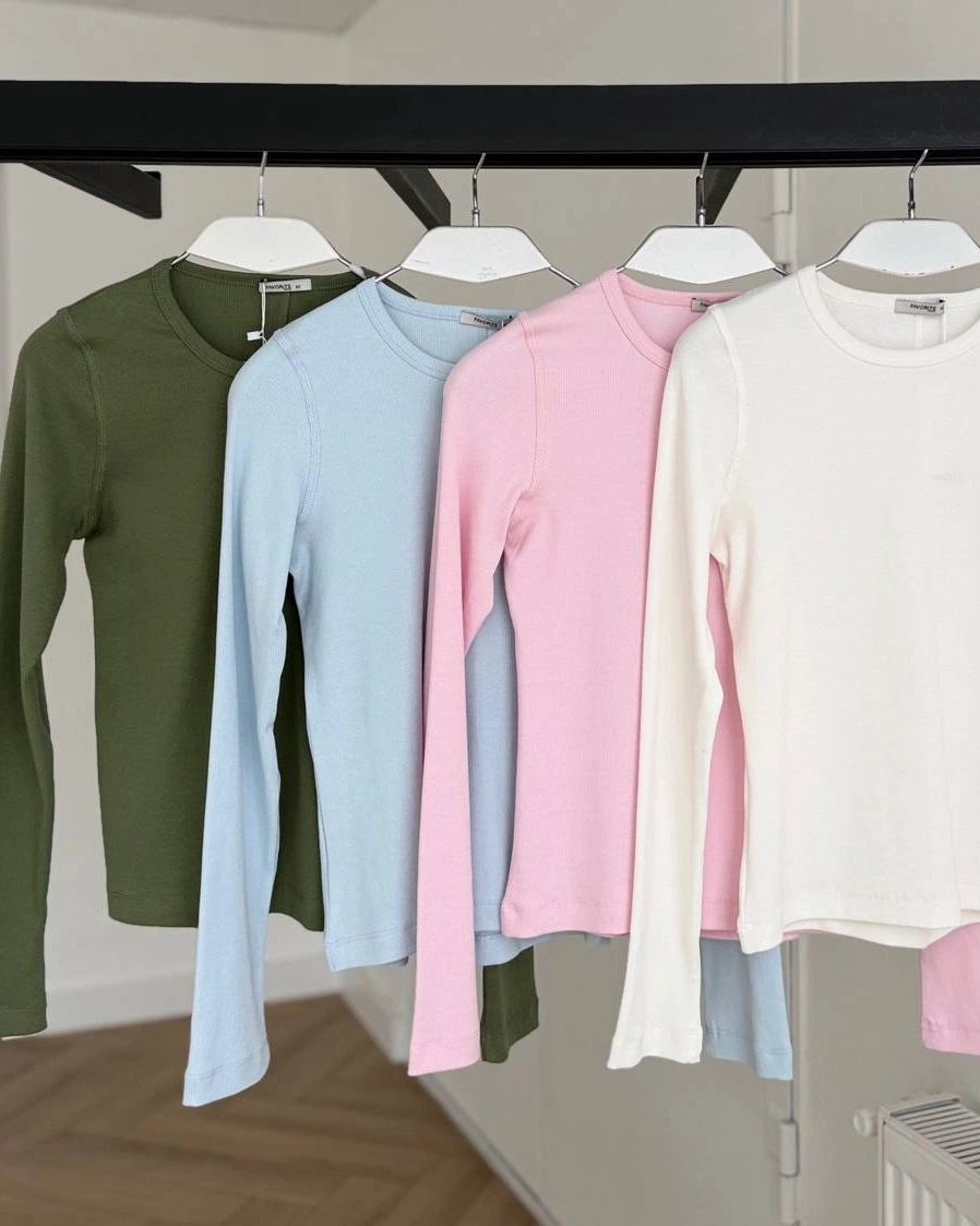 Лонгслів в рубчик в рожевому кольорі - зображення 2