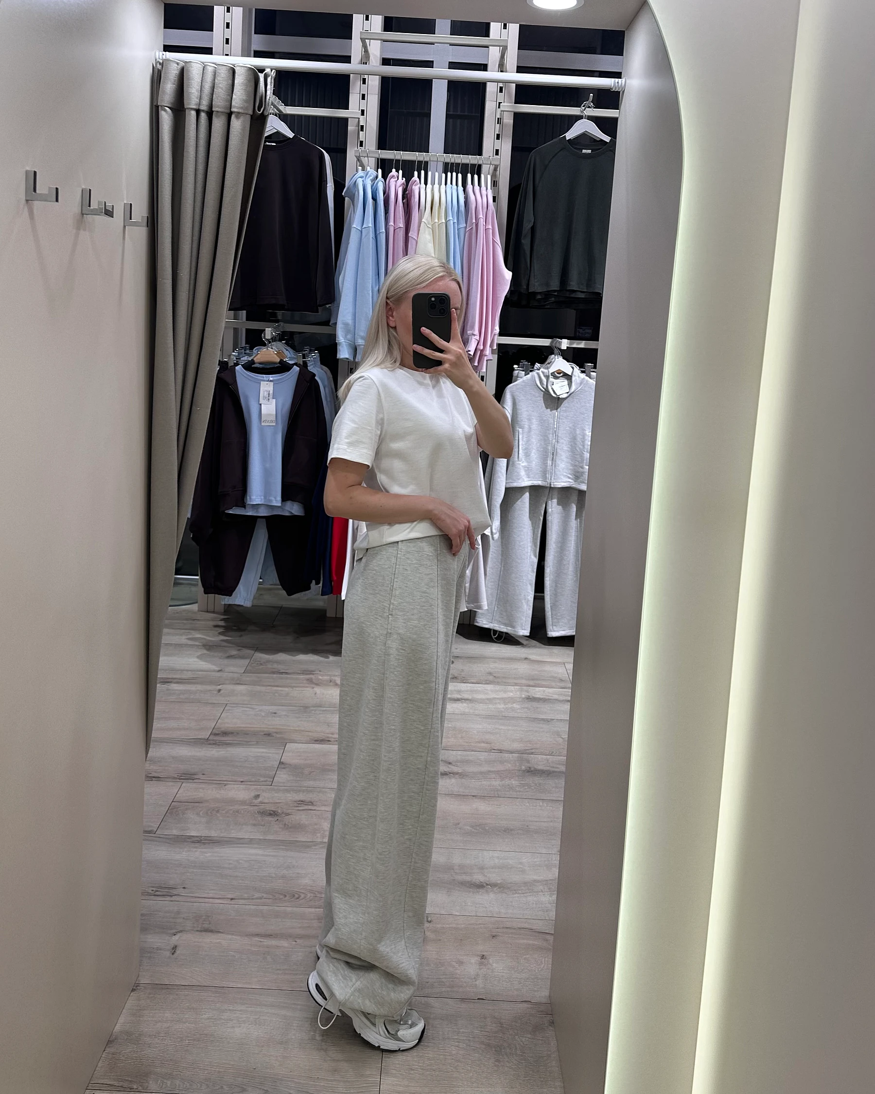 Костюм з тринитки зі full zip світшотом та штанами на регуляторах - зображення 7