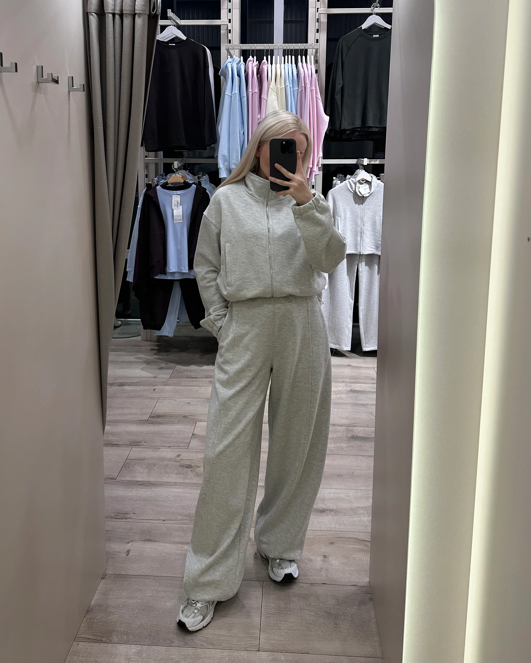 Костюм з тринитки зі full zip світшотом та штанами на регуляторах - зображення 6