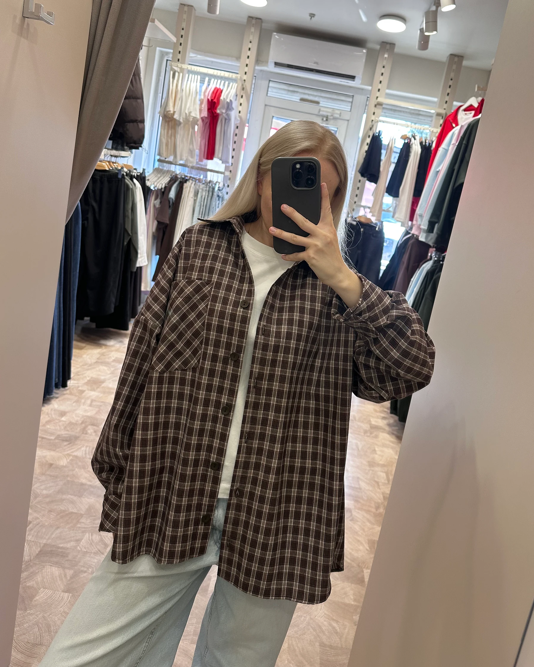 Сорочка oversize в шоколадну клітинку - зображення 5