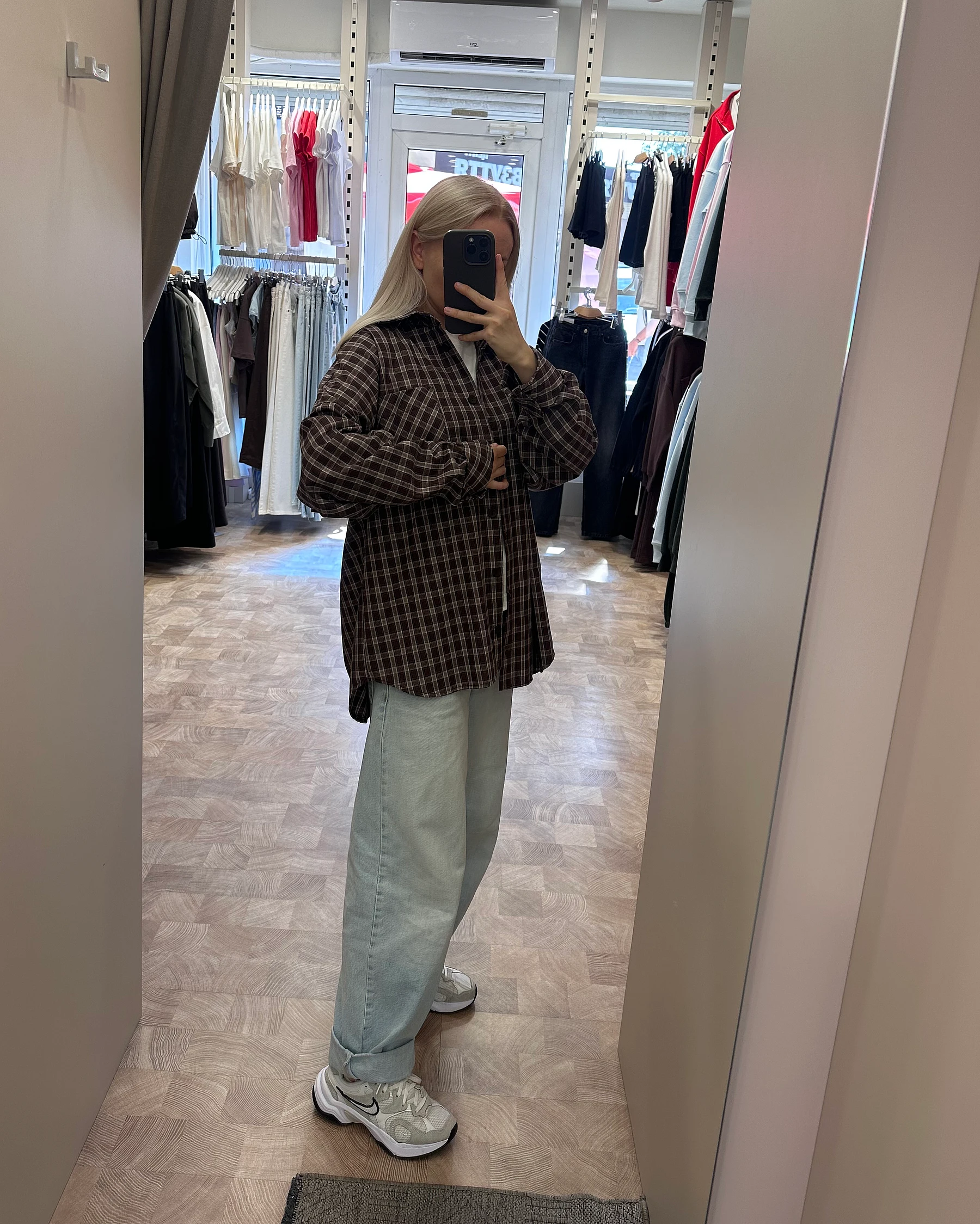 Сорочка oversize в шоколадну клітинку - зображення 3